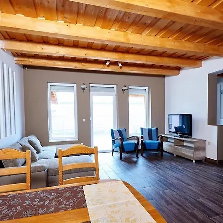 Apartmán Deak *
