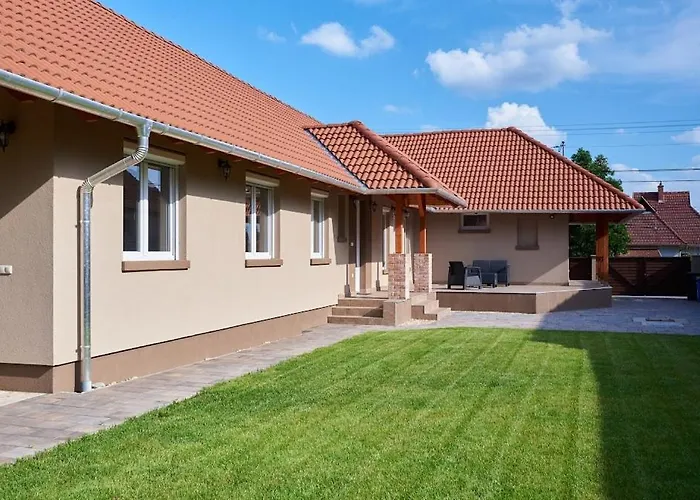 Deak Apartament Nyekladhaza