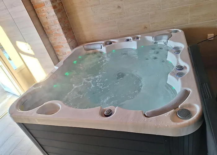 Apartament Deak Nyekladhaza